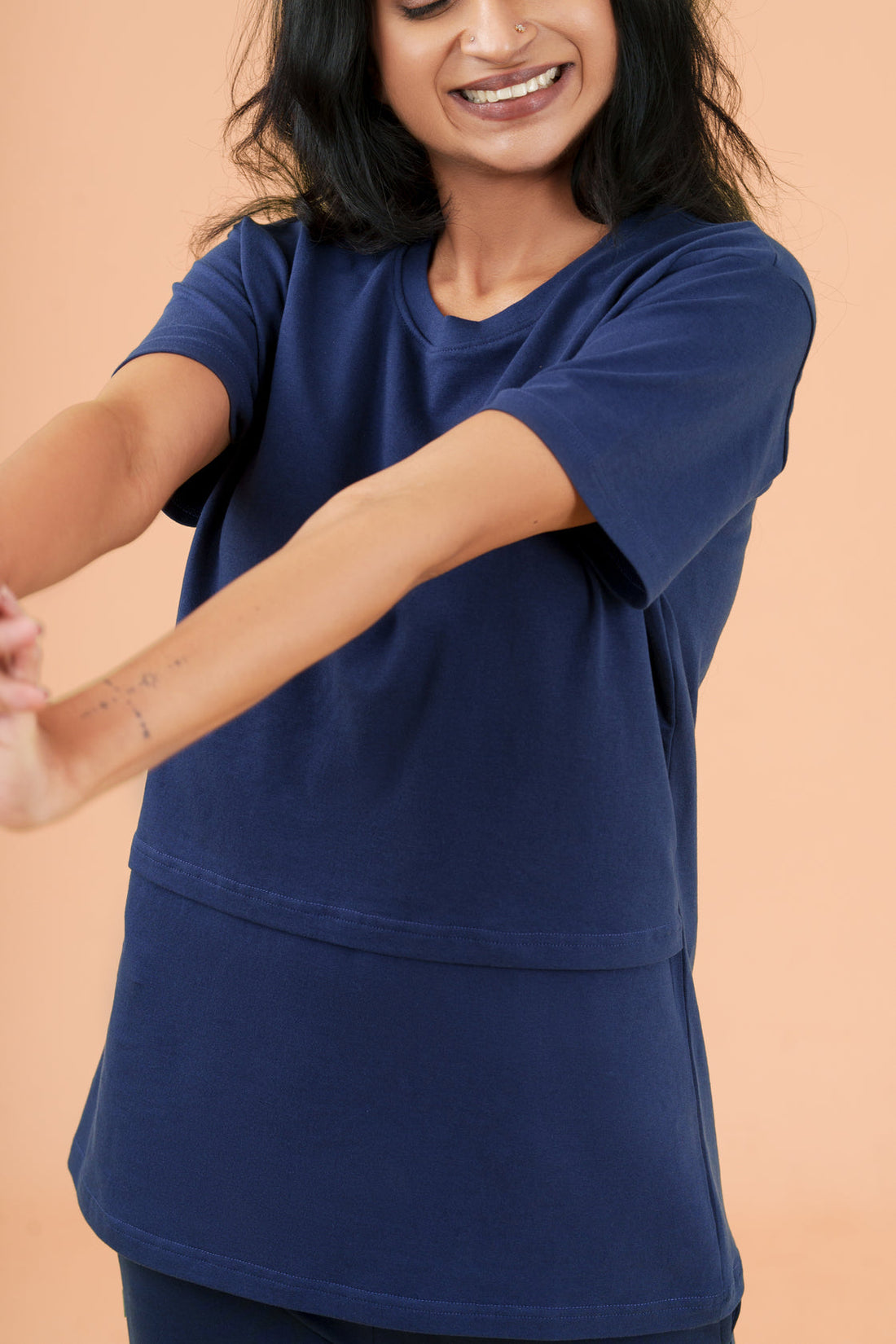 Materniy Solid Colour Nursing T-shirts